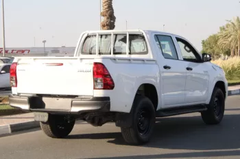 LHD - TOYOTA HILUX 2.4L DIESEL 4WD DOUBLE CAB MANUAL 2023