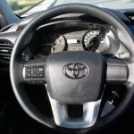 LHD - TOYOTA HILUX 2.4L DIESEL 4WD DOUBLE CAB MANUAL 2023 - Thumbnail 10