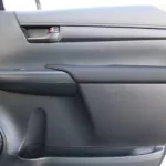 LHD - TOYOTA HILUX 2.4L DIESEL 4WD DOUBLE CAB MANUAL 2023 - Thumbnail 18