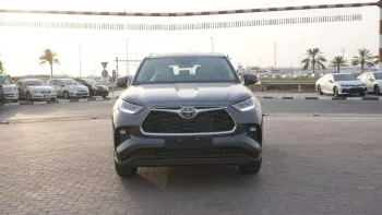 Toyota Highlander hybrid 2023 2.5L V4 AWD