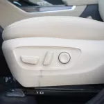 Toyota Highlander hybrid 2023 2.5L V4 AWD - Thumbnail 9