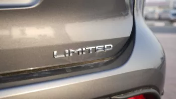 Toyota Highlander hybrid 2023 2.5L V4 AWD