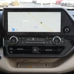 Toyota Highlander hybrid 2023 2.5L V4 AWD - Thumbnail 18