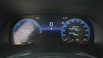 Toyota Highlander hybrid 2023 2.5L V4 AWD