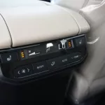 Toyota Highlander hybrid 2023 2.5L V4 AWD - Thumbnail 24