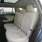 Toyota Highlander hybrid 2023 2.5L V4 AWD - Thumbnail 25