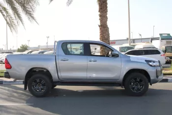 LHD - TOYOTA HILUX 125 2.4L DIESEL 4WD DOUBLE CAB ACTIVE MANUAL SILVER 2023