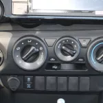 LHD - TOYOTA HILUX 125 2.4L DIESEL 4WD DOUBLE CAB ACTIVE MANUAL SILVER 2023 - Thumbnail 14