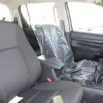 LHD - TOYOTA HILUX 125 2.4L DIESEL 4WD DOUBLE CAB ACTIVE MANUAL SILVER 2023 - Thumbnail 23