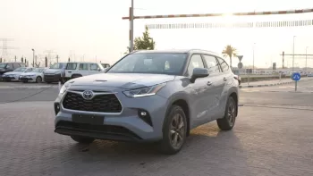 Toyota Highlander Hybrid Bronze Edition 2.5L V4 2023