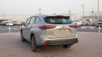 Toyota Highlander Hybrid Bronze Edition 2.5L V4 2023