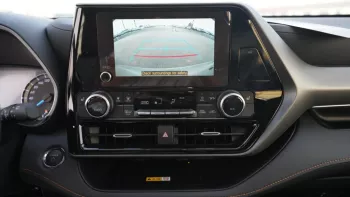 Toyota Highlander Hybrid Bronze Edition 2.5L V4 2023