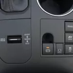 Toyota Highlander Hybrid Bronze Edition 2.5L V4 2023 - Thumbnail 23