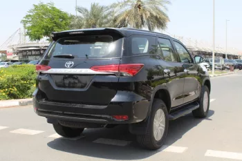 LHD - TOYOTA FORTUNER 2.7L PETROL 4WD AUTOMATIC BLACK 2023