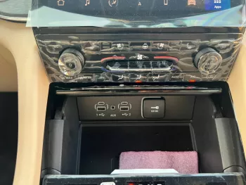 JEEP GRAND CHEROKEE LIMITED PLUS 2023 3.6L V6