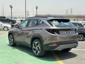 HYUNDAI TUCSON 1.6L FULL OPTION BRONZE 2023