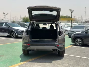 HYUNDAI TUCSON 1.6L FULL OPTION BRONZE 2023