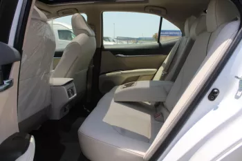 TOYOTA CAMRY LIMITED 3.5L PETROL FWD 2023 V6