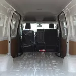 Toyota Hiace cargo van 3.5l petrol 2023 - Thumbnail 17
