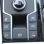 KIA Sorento 2.5l petrol 2023 Model Year V4 - Thumbnail 14