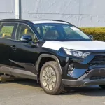 Toyota RAV4 Hybrid AWD 2.5L with sunroof 2023 - Thumbnail 3