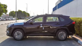Toyota RAV4 Hybrid AWD 2.5L with sunroof 2023