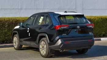 Toyota RAV4 Hybrid AWD 2.5L with sunroof 2023