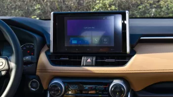Toyota RAV4 Hybrid AWD 2.5L with sunroof 2023