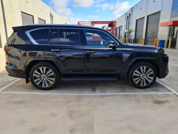 RHD - LEXUS LX600 3.5L V6 PETROL TWIN TURBRO ENCHANCEMENT PACK AUTO MODEL - 2023