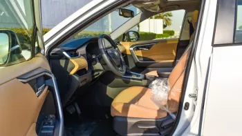 Toyota Rav4 Hybrid V4 4WD 2023 White Color
