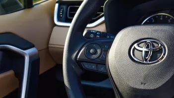 Toyota Rav4 Hybrid V4 4WD 2023 White Color
