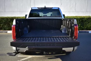 2023 TOYOTA TUNDRA CREWMAX CAPSTONE HYBRID V6 3.5L TURBO 4WD 5 SEAT AUTOMATIC
