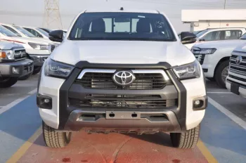 LHD - TOYOTA HILUX 2.8L DIESEL DOUBLE CAB 4 X 4 ADVENTURE MANUAL