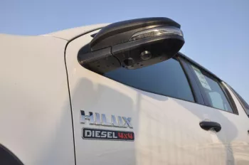 LHD - TOYOTA HILUX 2.8L DIESEL DOUBLE CAB 4 X 4 ADVENTURE MANUAL