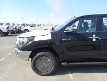 LHD - TOYOTA HILUX 2.7L PETROL DOUBLE CAB 4 X 4 HIGH AUTOMATIC