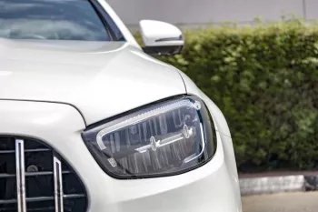 MERCEDES Benz E350 2021 RWD AMG Body Kit White Color