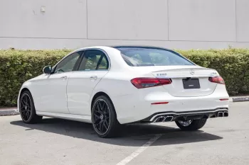 MERCEDES Benz E350 2021 RWD AMG Body Kit White Color