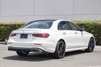 MERCEDES Benz E350 2021 RWD AMG Body Kit White Color