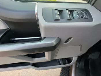 FORD F150 IMPORTED 2018 V6 IN PERFECT CONDITION