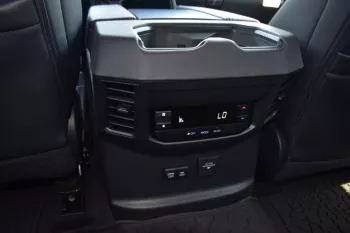 2023 TOYOTA SEQUOIA LIMITED TRD PRO HYBRID V6 3.5L TURBO 4WD 7 SEATER AT