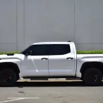 2023 TOYOTA TUNDRA CREWMAX LIMITED TRD PRO HYBRID V6 3.5L 4WD 5-SEATER AT - Thumbnail 4
