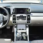 Kia Sorento hybrid 1.6L full option FWD 2023 - Thumbnail 10