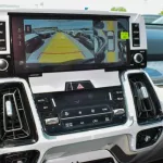 Kia Sorento hybrid 1.6L full option FWD 2023 - Thumbnail 13