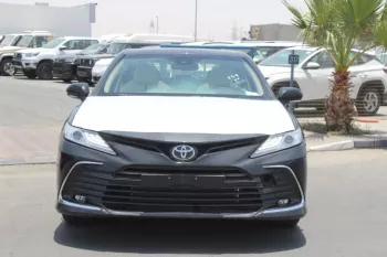 TOYOTA CAMRY LIMITED 3.5L PETROL 2023 BLACK COLOUR V4