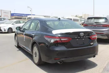 TOYOTA CAMRY LIMITED 3.5L PETROL 2023 BLACK COLOUR V4