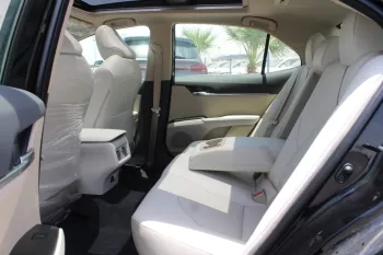 TOYOTA CAMRY LIMITED 3.5L PETROL 2023 BLACK COLOUR V4