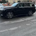 LHD - LEXUS LX600 3.5L V6 PETROL TWIN TURBO VIP AUTOMATIC 2023 Model Year - Thumbnail 4