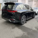 LHD - LEXUS LX600 3.5L V6 PETROL TWIN TURBO VIP AUTOMATIC 2023 Model Year - Thumbnail 5