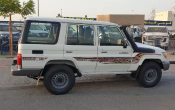 TOYOTA LANDCRUISER 4.5 LX HARDTOP 5DOOR 2023 Model Year