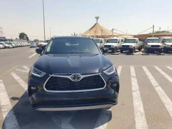 2023 Toyota Highlander 2.4L Petrol Platinum Awd canadian spec
